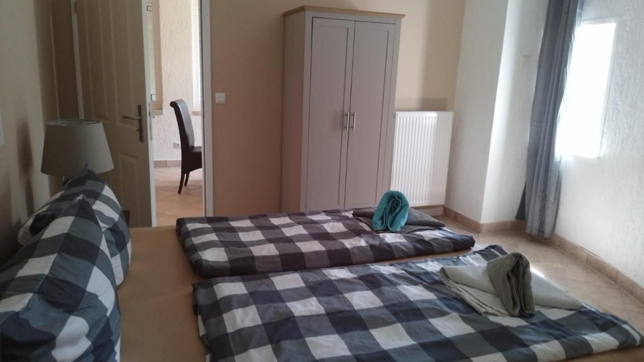 Mit Kamin Und Traumhafter Dachterrasse Mit Weitblick In Neu Gaarz