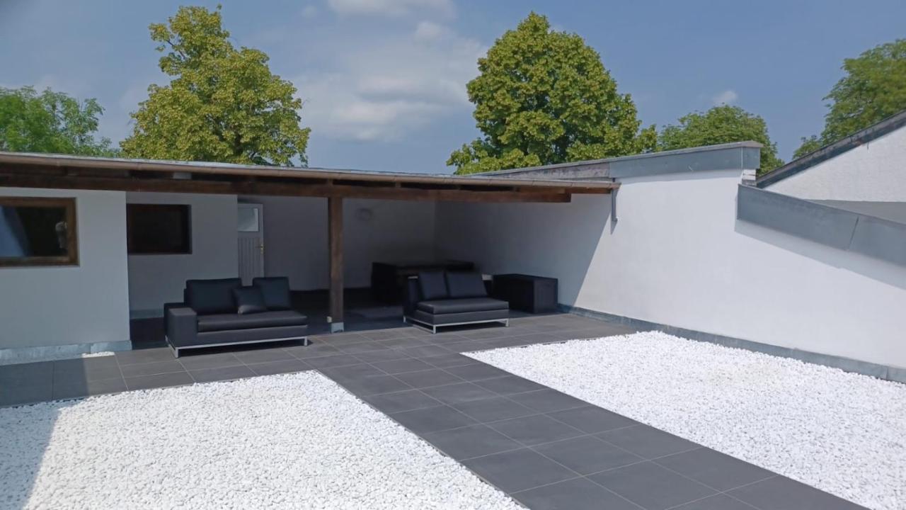 Mit Kamin Und Traumhafter Dachterrasse Mit Weitblick In * Neu Gaarz